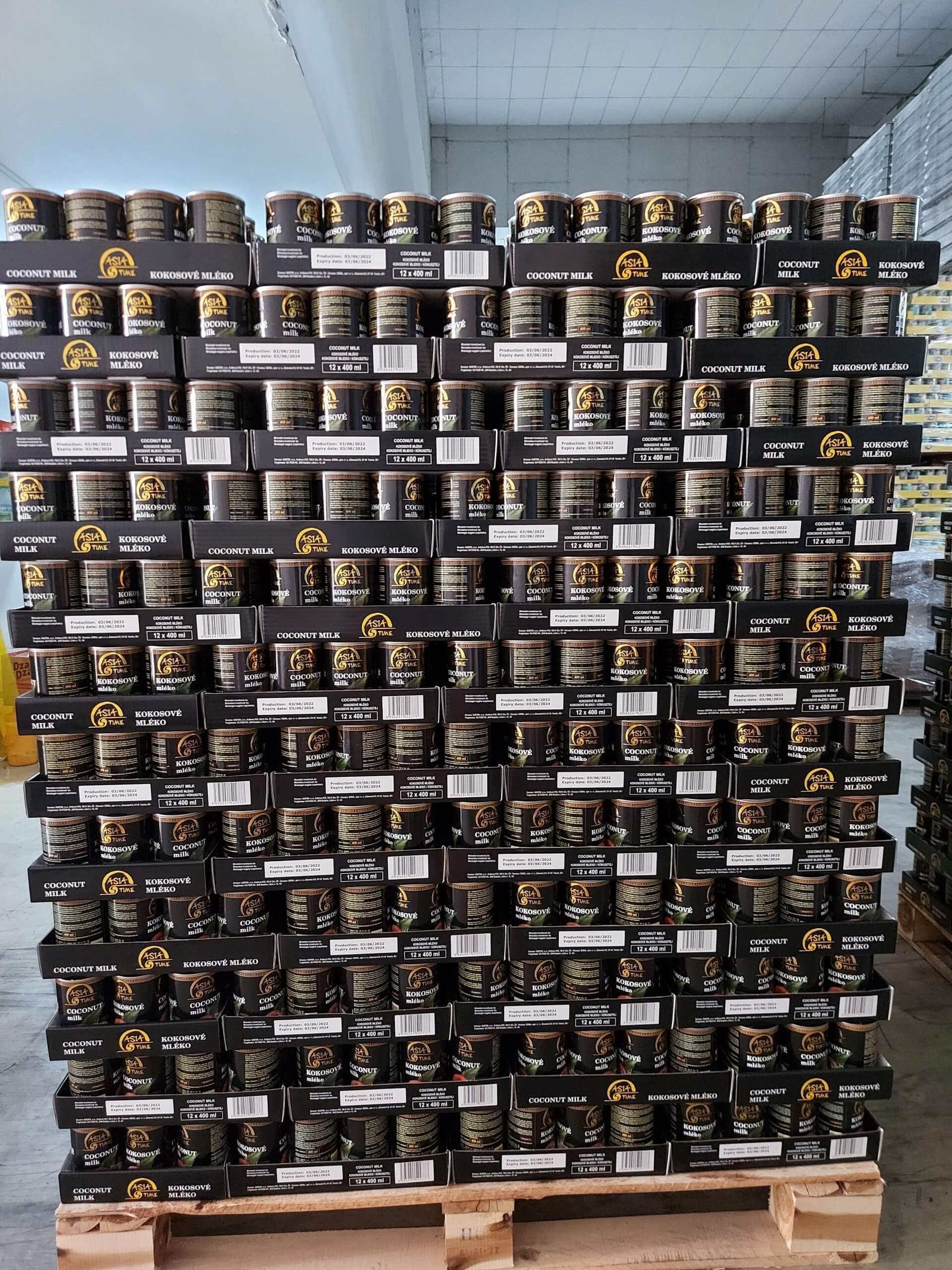 Coconut milk at Warehouse